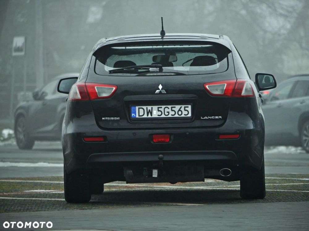 Mitsubishi Lancer - 13