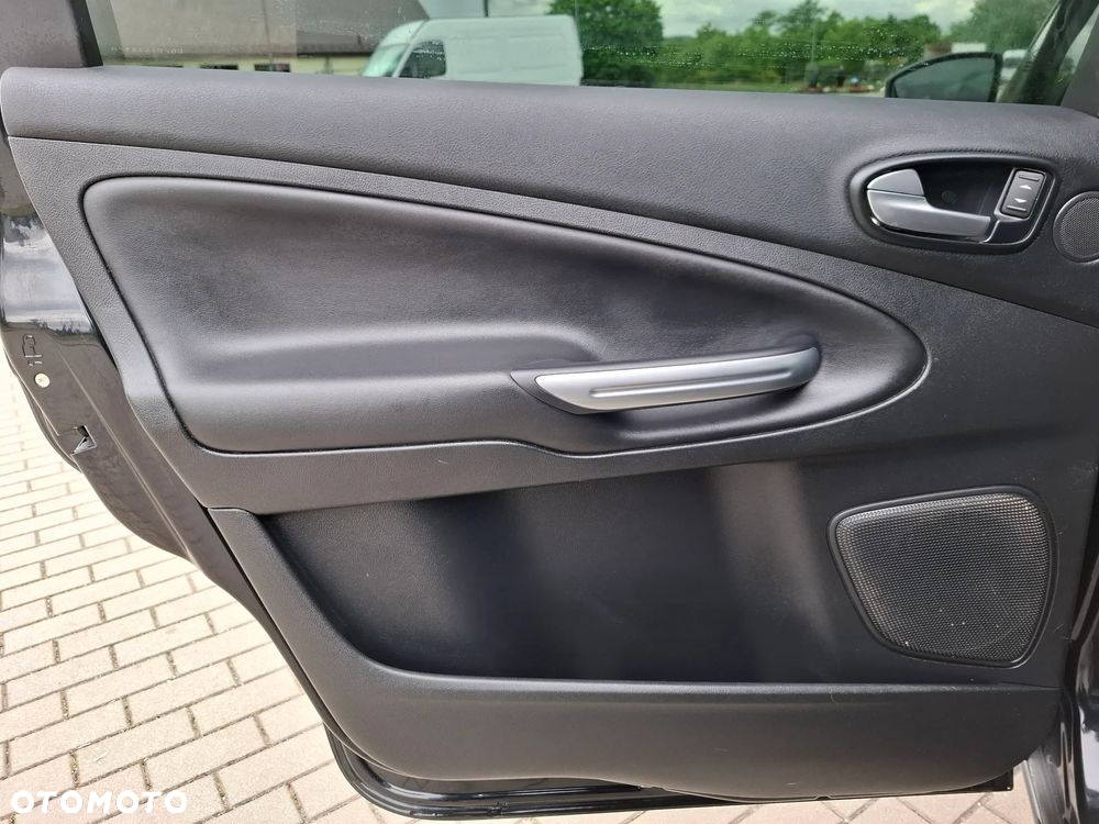 Ford S-Max 2.0 TDCi DPF Business Edition - 19