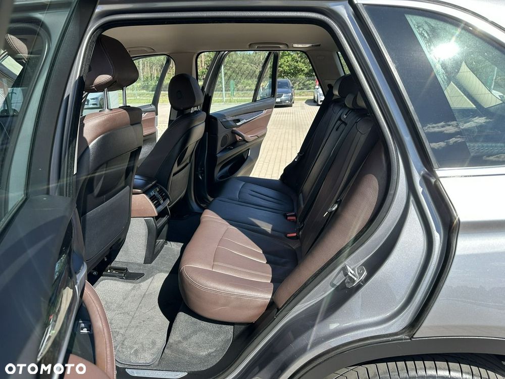 BMW X5 xDrive25d - 13