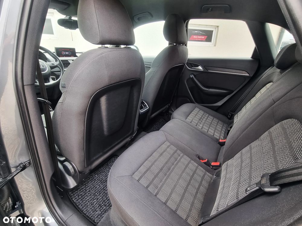Audi Q3 - 12