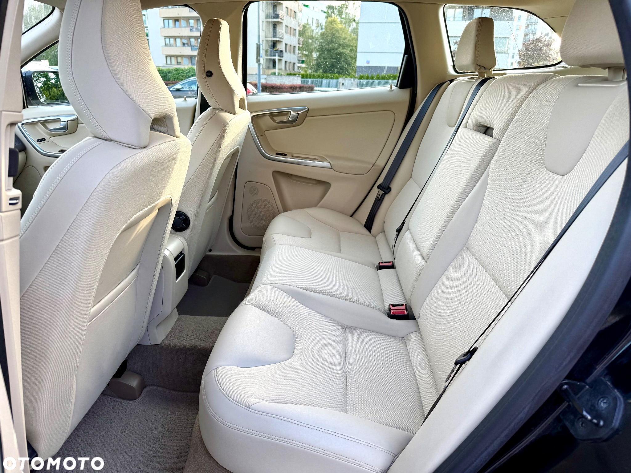 Volvo XC 60 2.4D AWD Momentum - 18