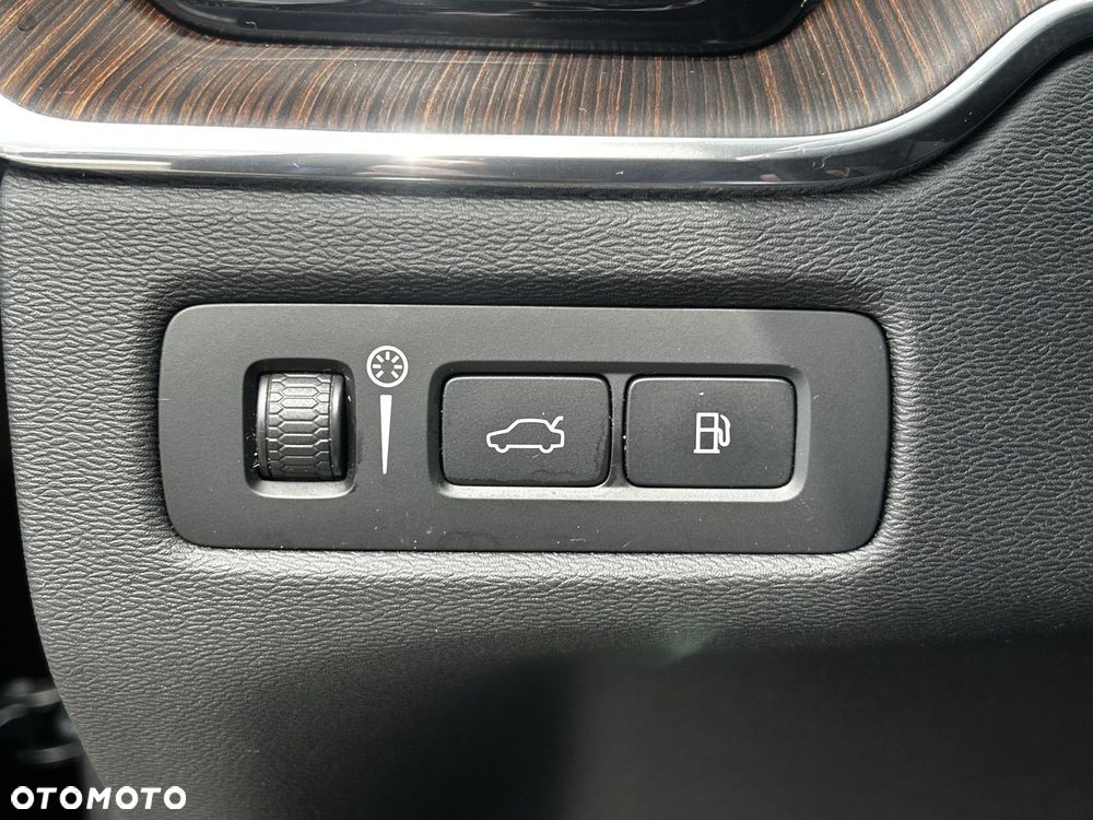 Volvo XC 60 - 20