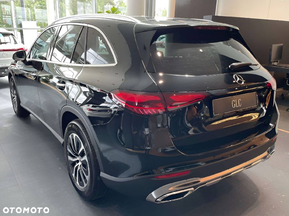 Mercedes-Benz GLC 200 4-Matic - 4