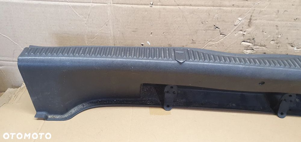 Osłona pasa tylnego bagażnika Skoda Roomster 5J7863459C - 2