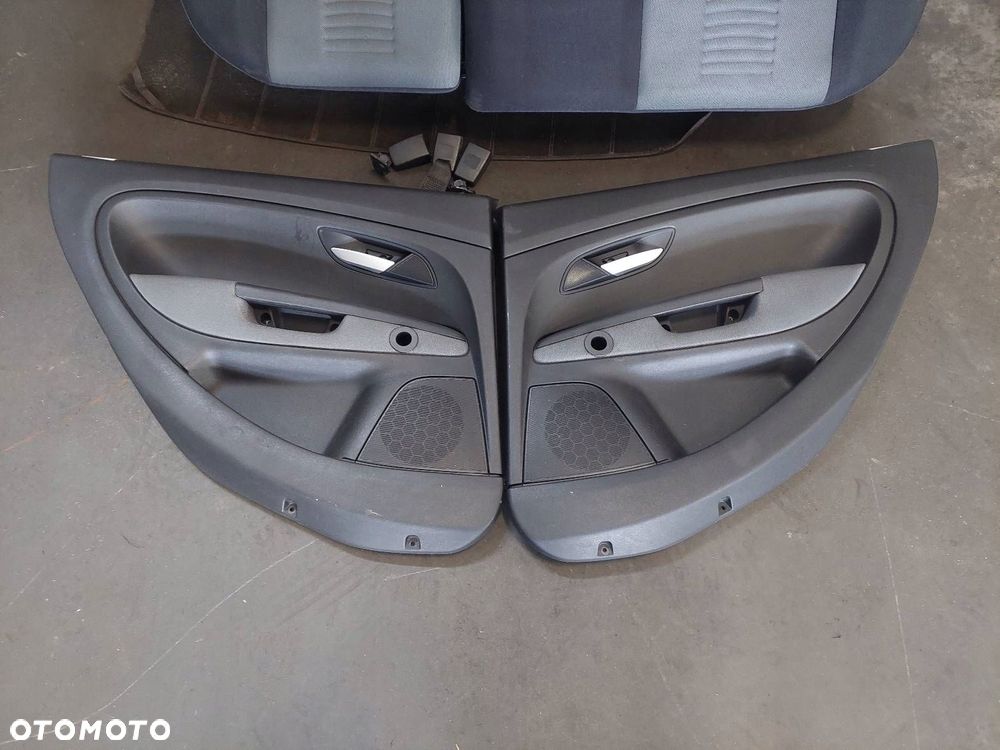 FOTELE KOMPLET LEWY PRAWY KANAPA TYŁ + BOCZKI FIAT GRANDE PUNTO I - 9