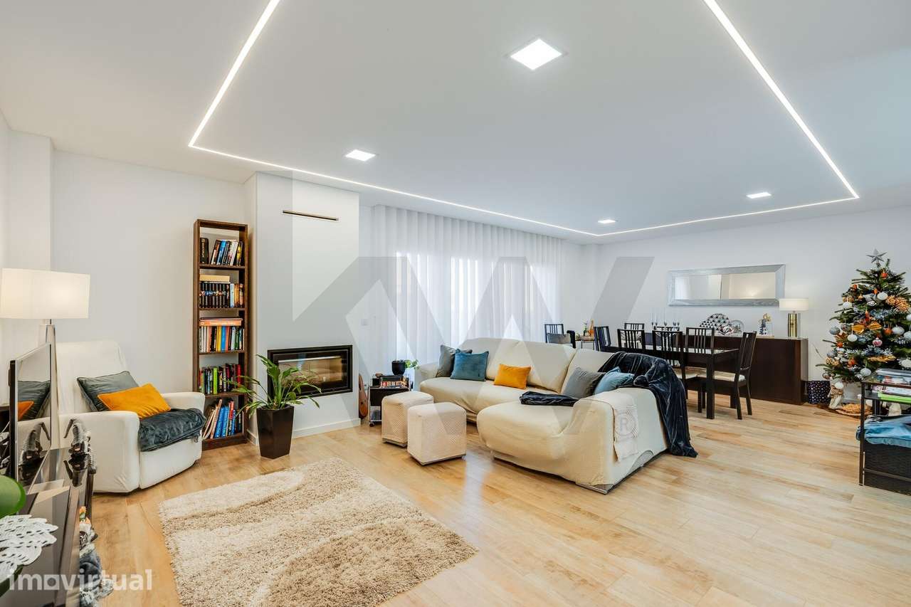 Moradia T4 Nova (2023) em Albarraque. Conforto,  Piso Radiante,  Garag - Grande imagem: 2/36