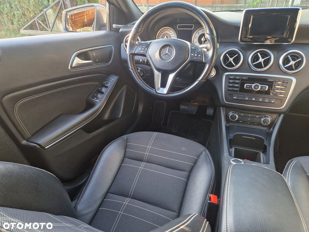 Mercedes-Benz Klasa A 200 (BlueEFFICIENCY) 7G-DCT Urban - 17