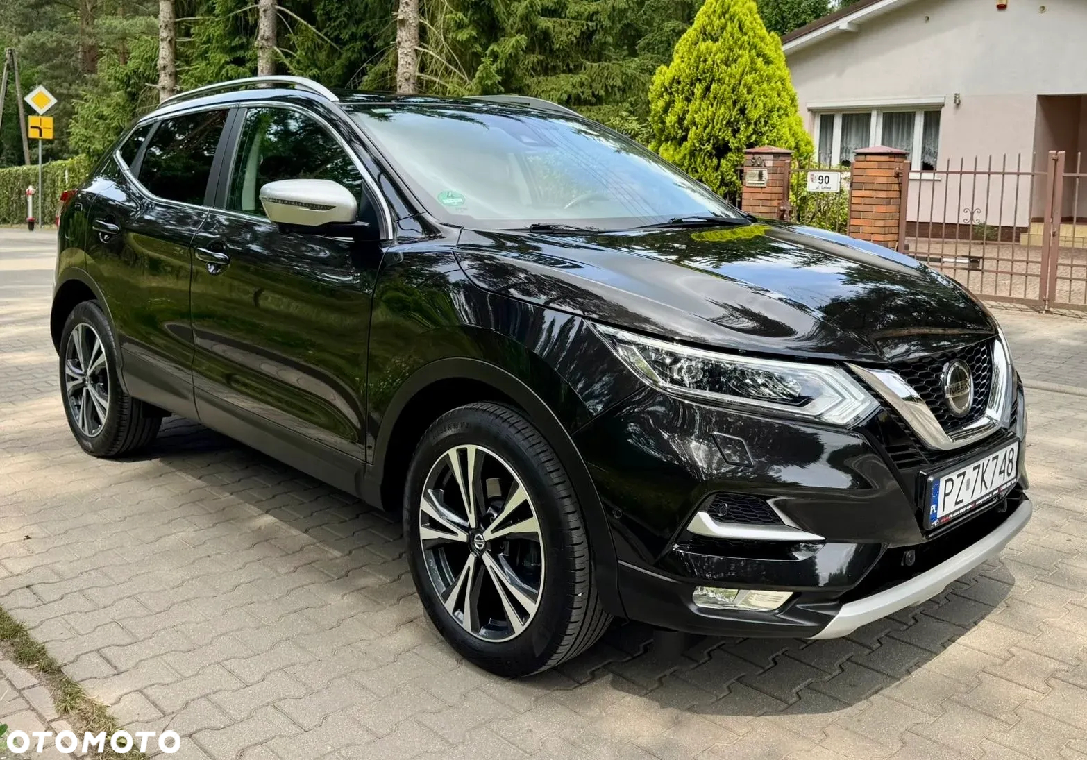 Nissan Qashqai 1.3 DIG-T N-Connecta - 10