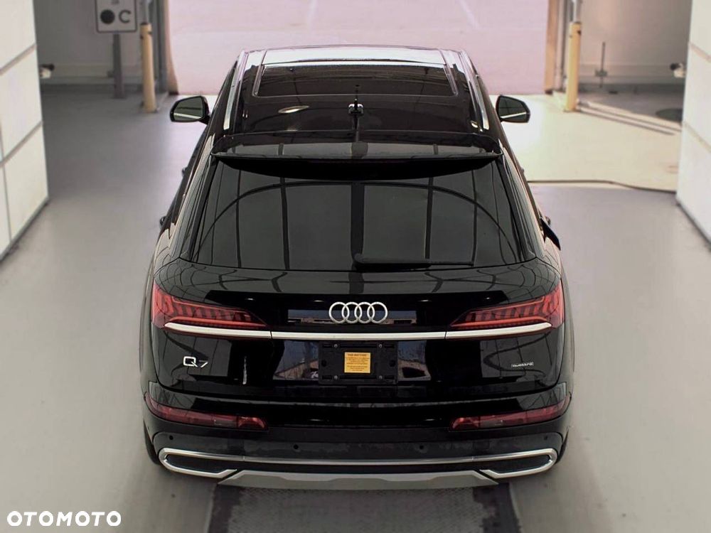 Audi Q7 - 7