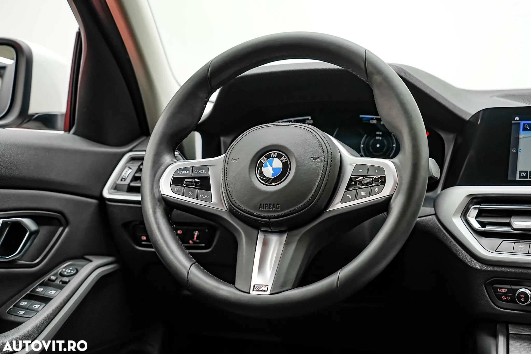 BMW Seria 3 330e Aut. Sport Line - 12