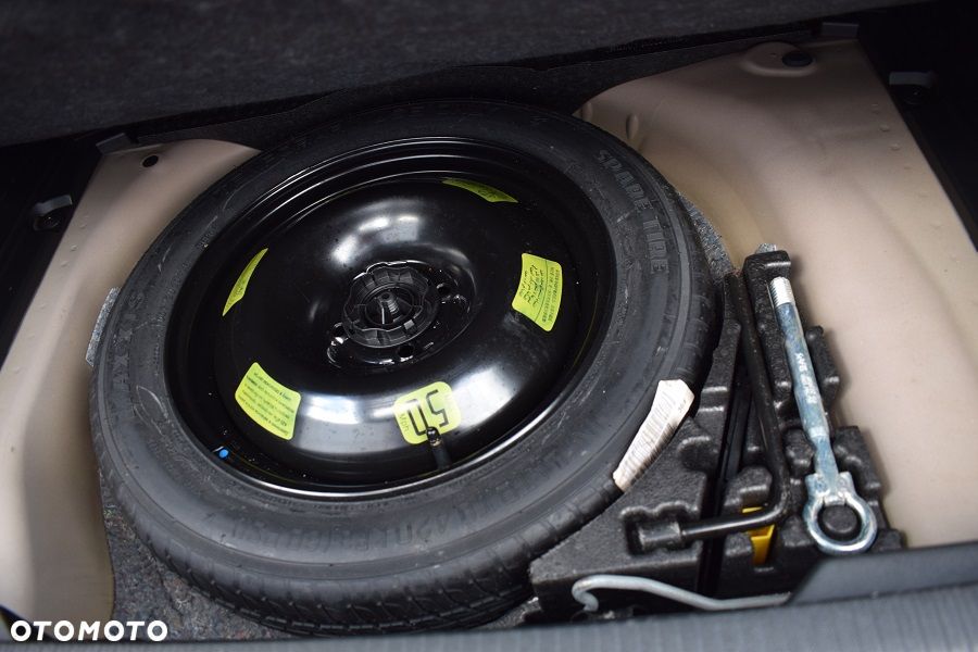 Peugeot 2008 PureTech 130 Stop&Start EAT6 Allure - 12