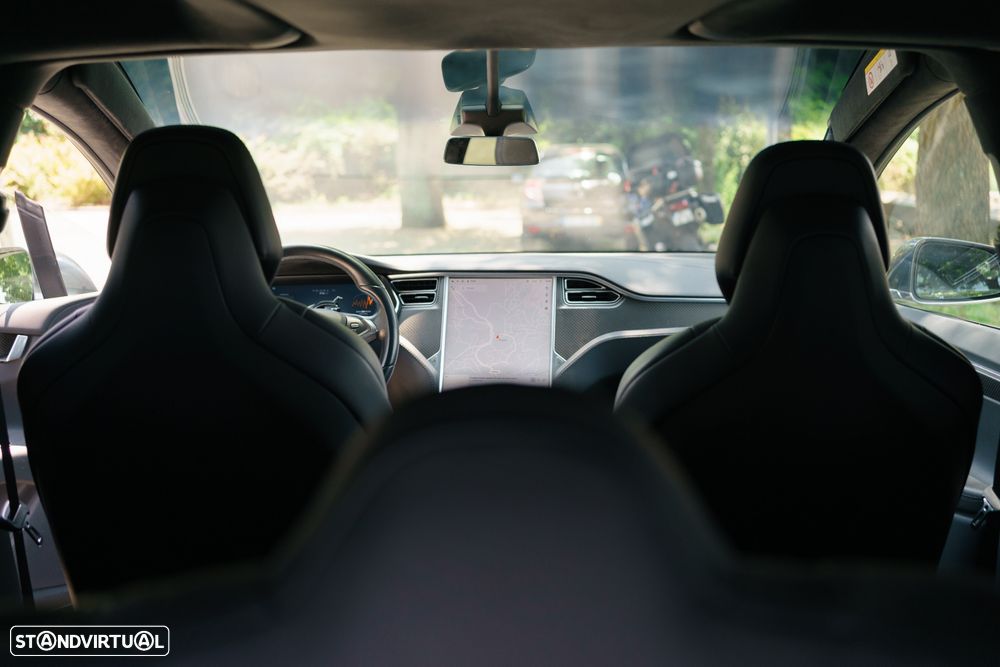 Tesla Model X Standard Range - 9