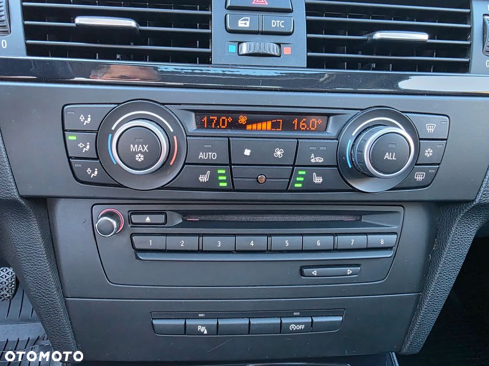 BMW Seria 3 318i Edition Lifestyle - 17