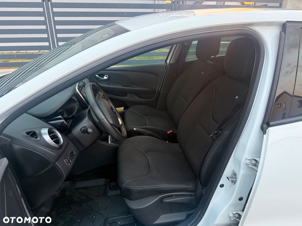 Renault Clio 1.2 16V Limited - 9