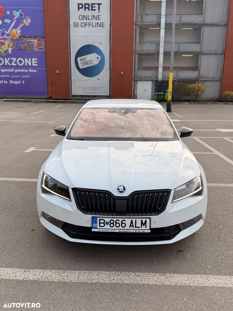 Skoda Superb 2.0 TDI DSG Sportline - 3