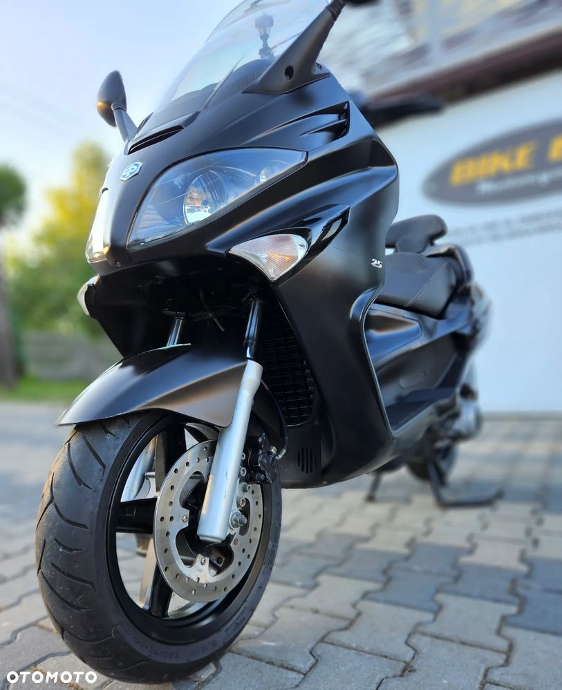 Piaggio Xevo - 8