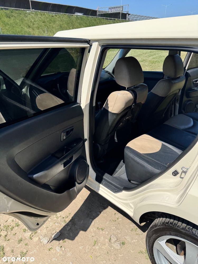 Kia Soul 1.6 CRDI L - 25