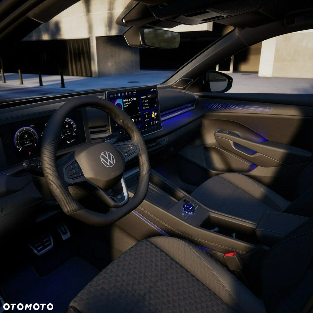 Volkswagen T-Roc - 11