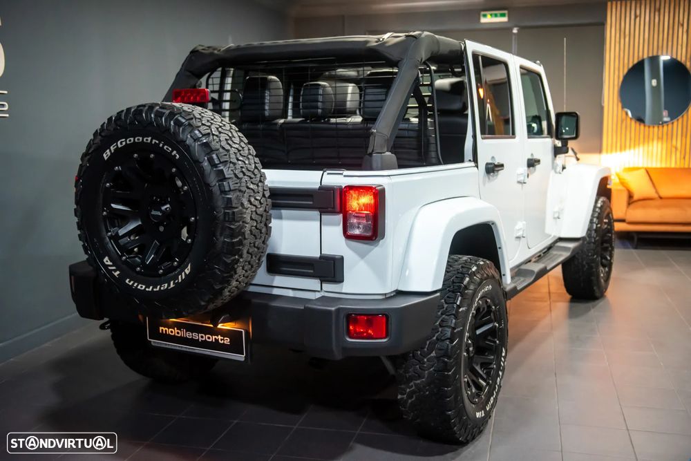 Jeep Wrangler Unlimited 2.8 CRD MTX Sahara Urban Edition - 18