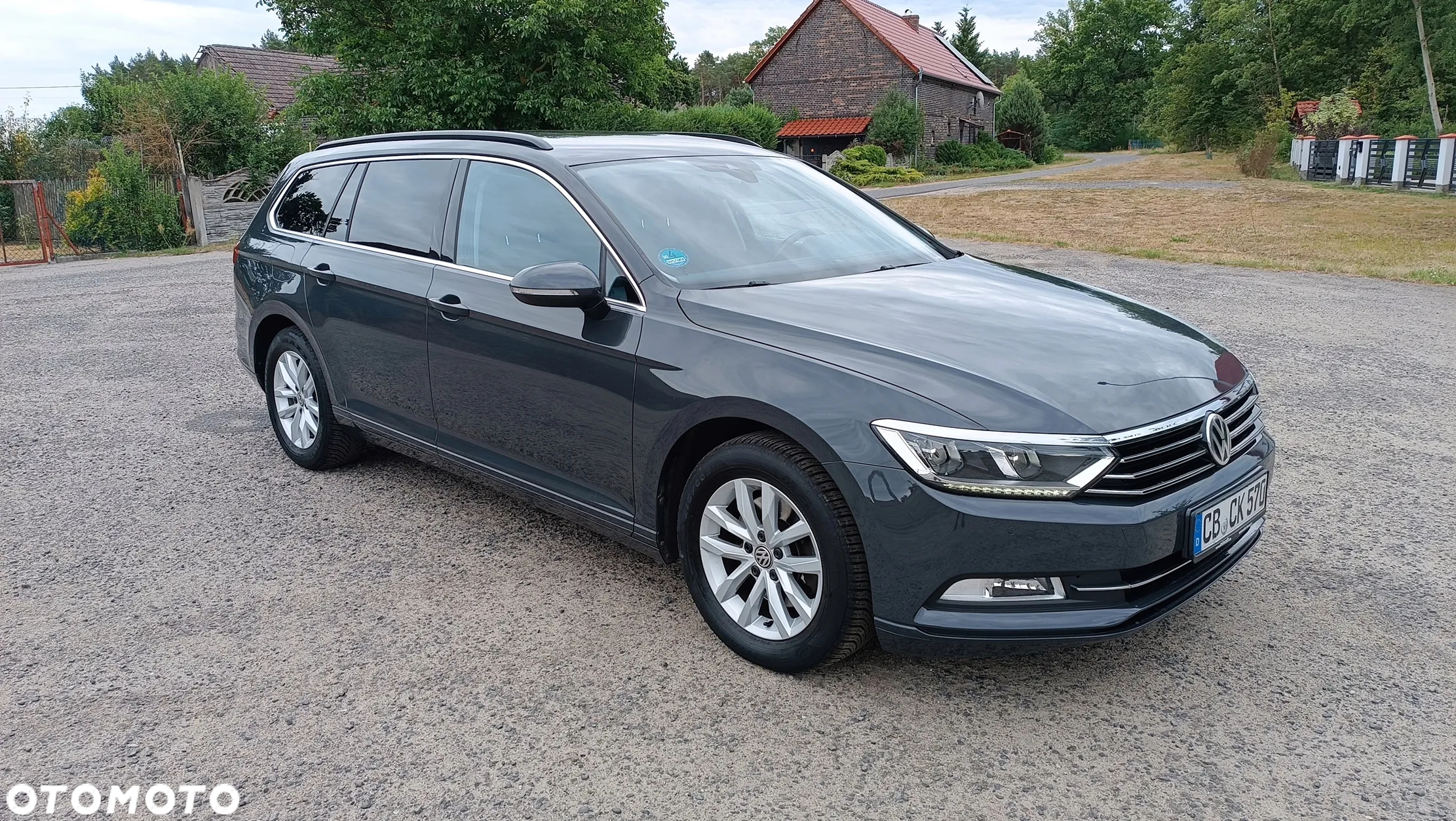 Volkswagen Passat 2.0 TDI BMT Comfortline DSG - 5