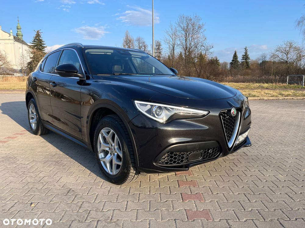 Alfa Romeo Stelvio 2.0 Turbo 16V AT8-Q4 - 8