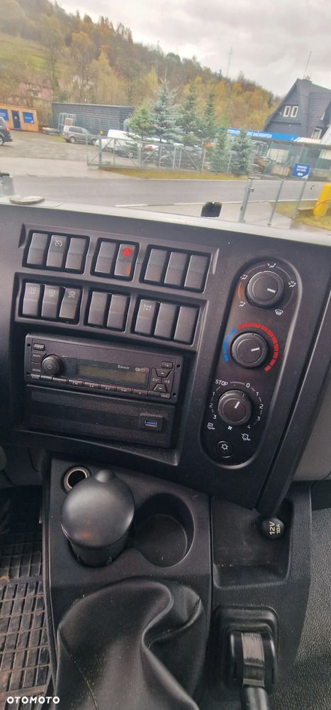 Renault VP  MDA2C/Z - 23