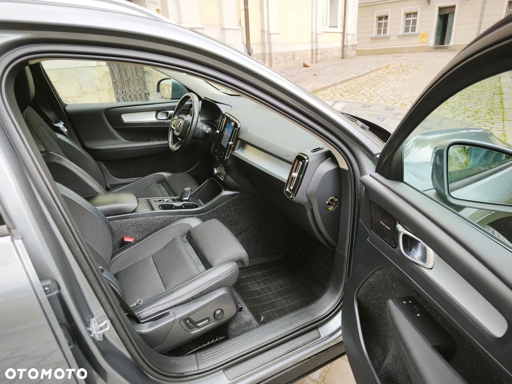 Volvo XC 40 D4 SCR AWD Inscription - 12