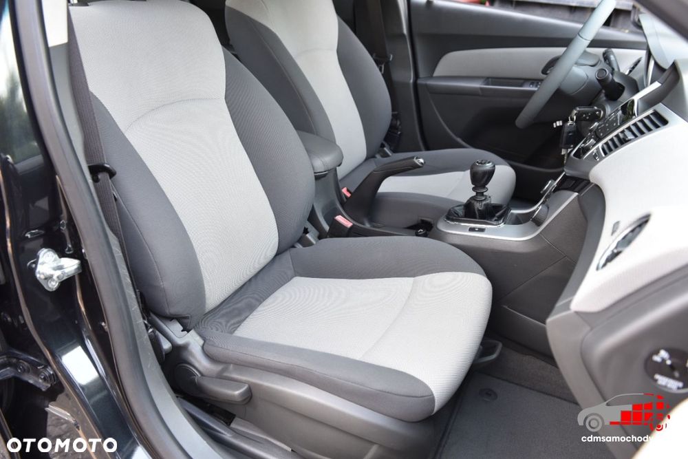 Chevrolet Cruze - 21