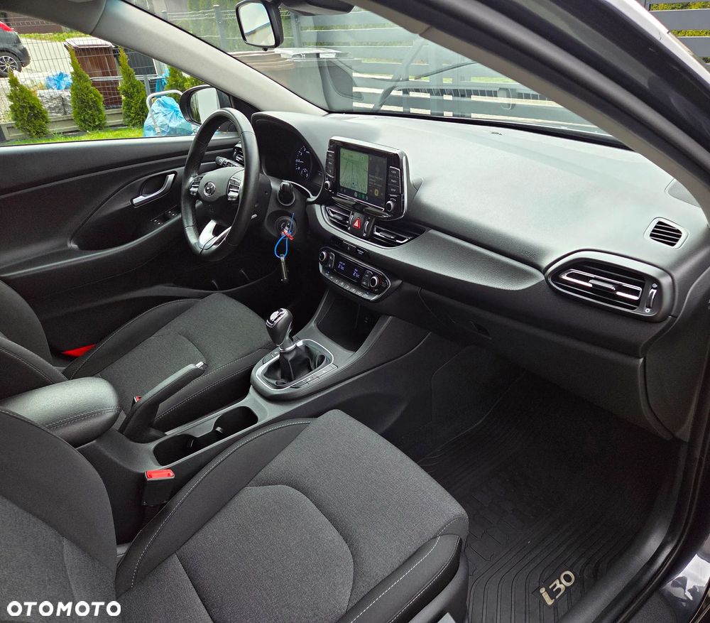 Hyundai i30 1.5 DPI Comfort - 25