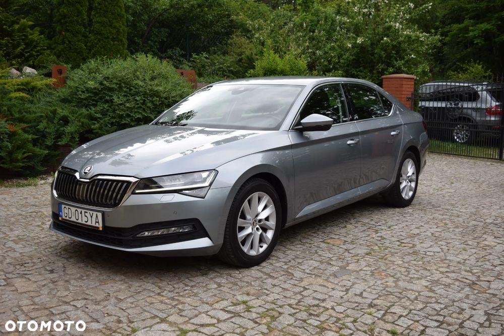 Skoda Superb 1.5 TSI L&K DSG - 2