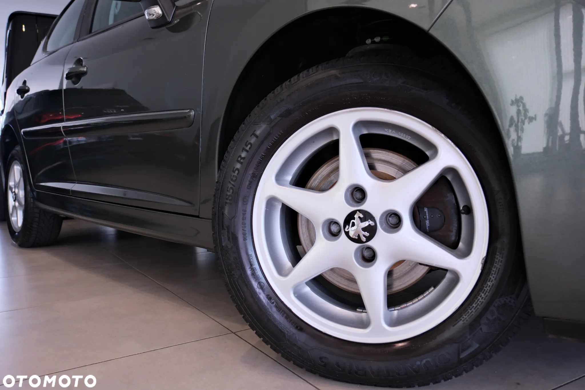 Peugeot 207 1.4 Trendy - 6