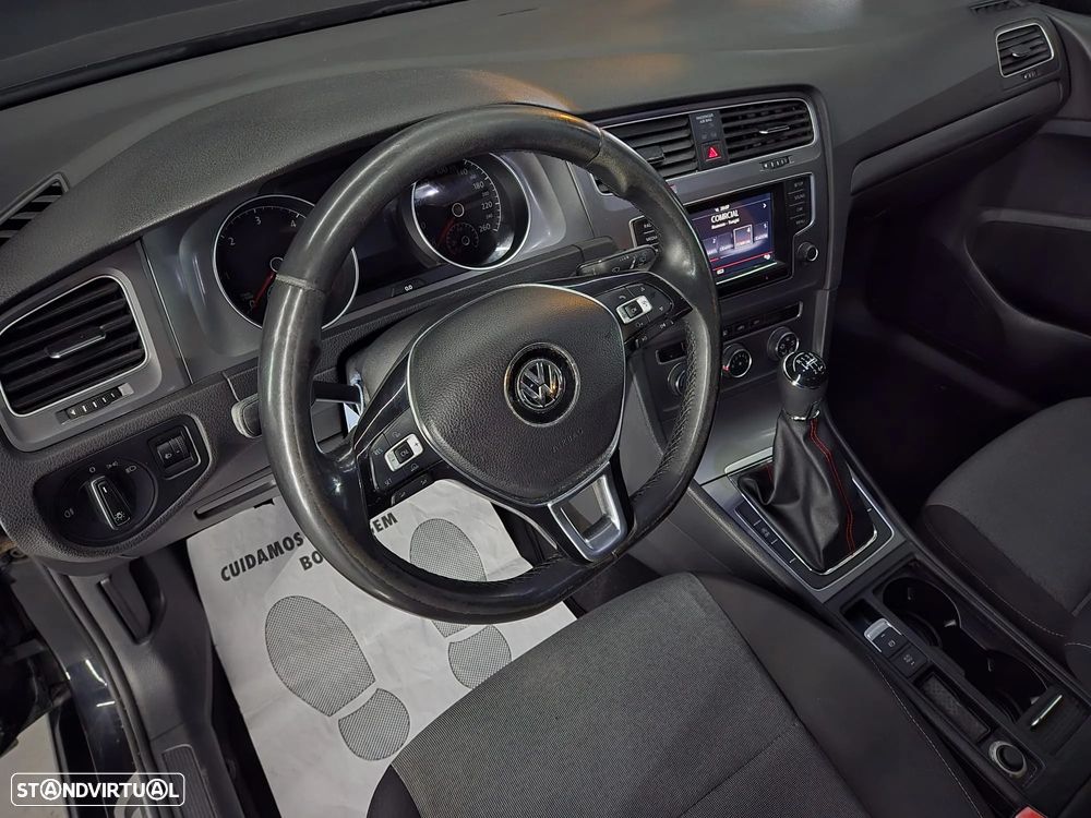 VW Golf 1.6 TDi Confortline - 5
