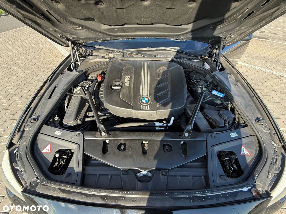 BMW Seria 5 - 12