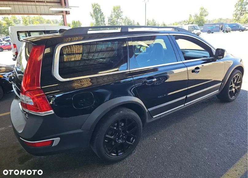 Volvo XC 70 - 4