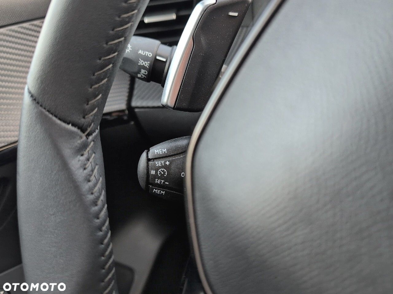 Peugeot 208 1.2 PureTech Allure Pack S&S EAT8 - 18