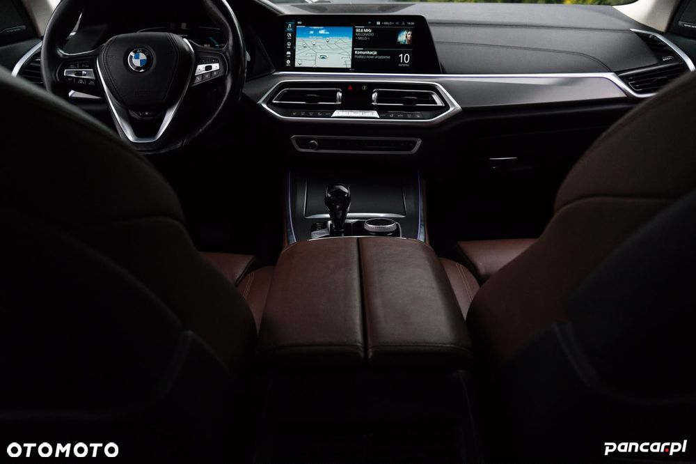 BMW X5 xDrive45e - 19