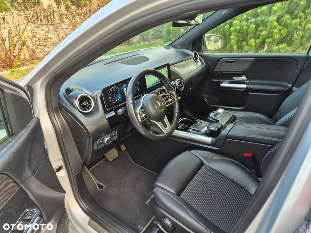 Mercedes-Benz Klasa B 220 d 8G-DCT AMG Line - 22