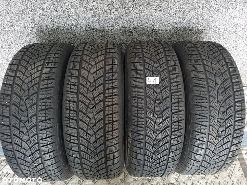 KOŁA ZIMOWE HONDA CR-V  5X114,3  7,5JX18  235/60R18 - 25