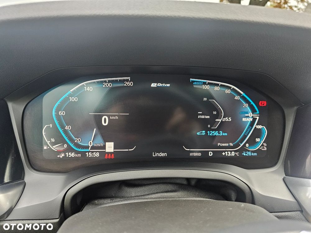 BMW Seria 3 330e PHEV xDrive sport - 16