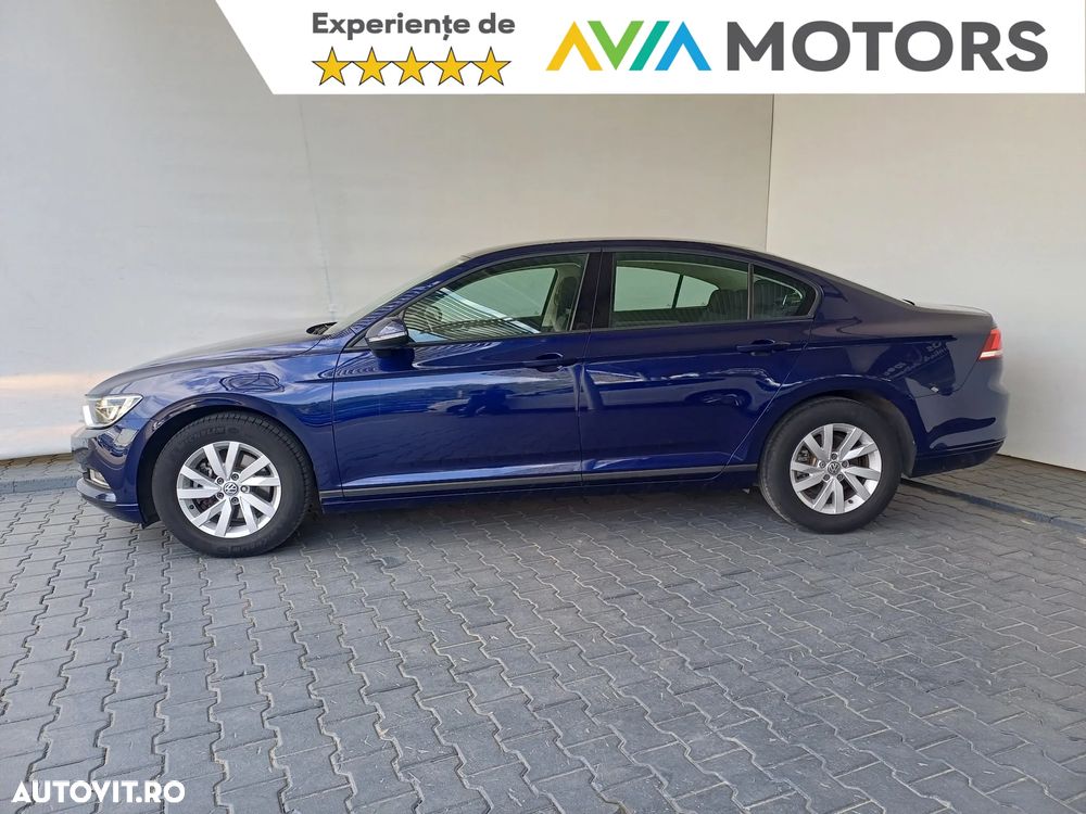 Volkswagen Passat - 3