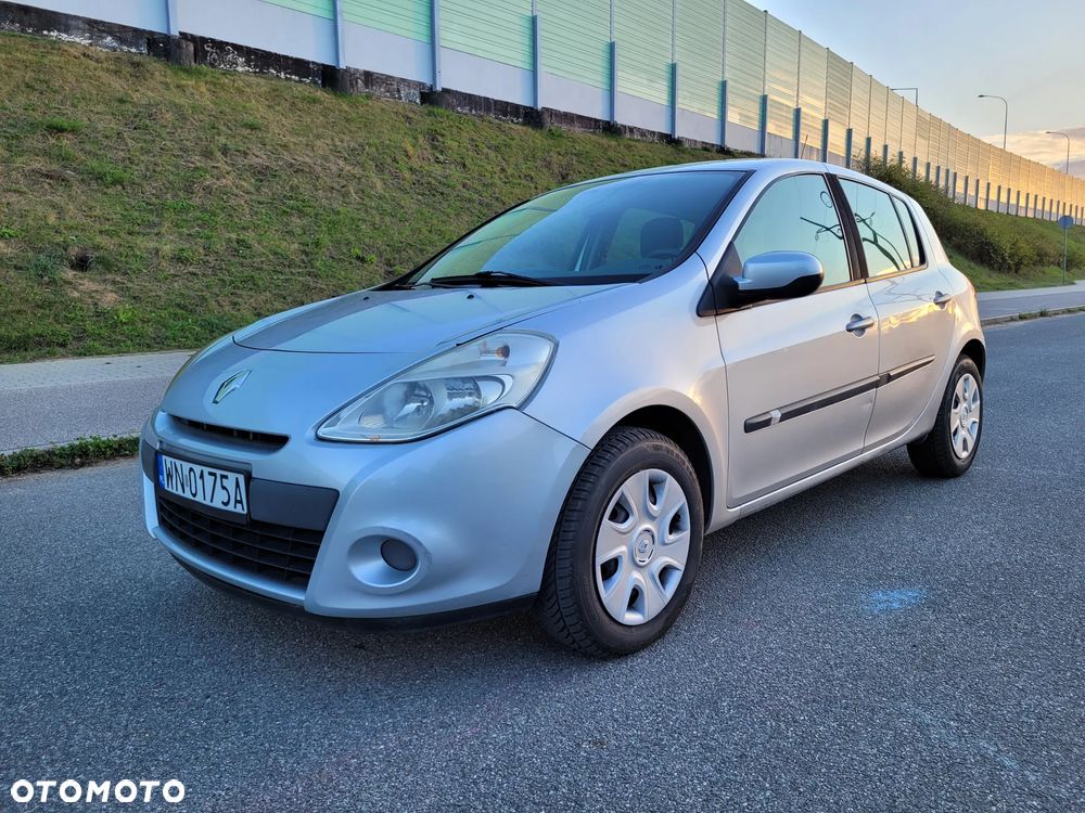 Renault Clio - 1