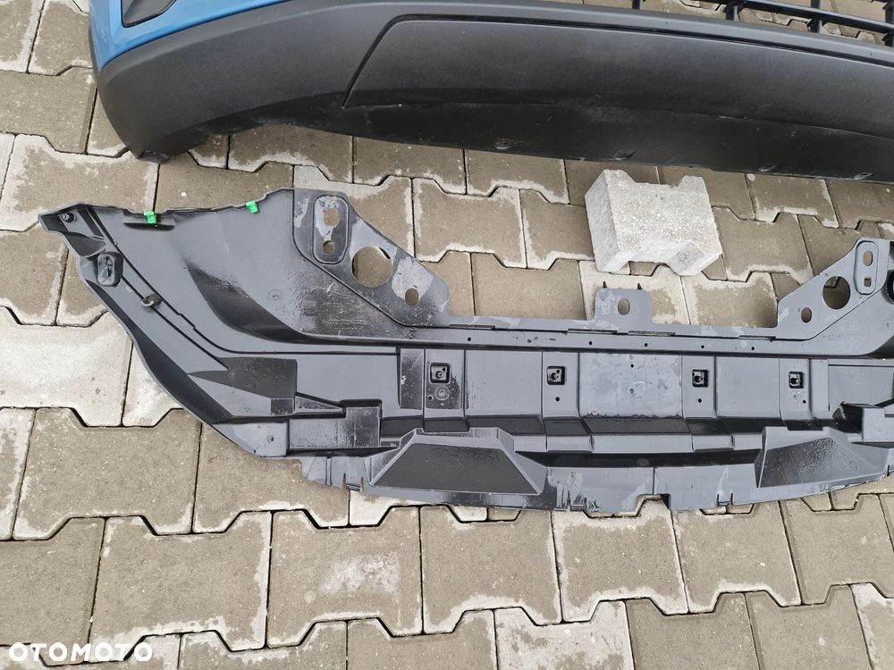 Zderzak Volvo c40 xc40 lift - 4