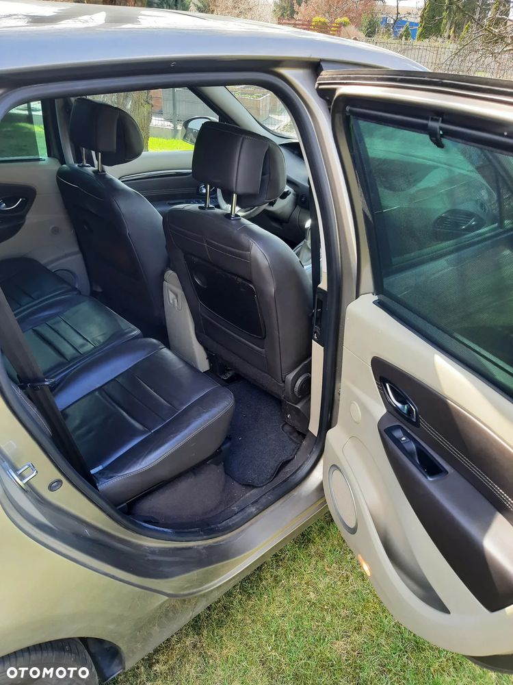 Renault Scenic - 12