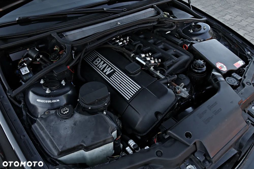 BMW Seria 3 - 38