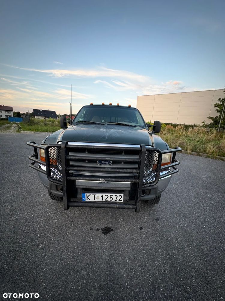 Ford F350 - 22