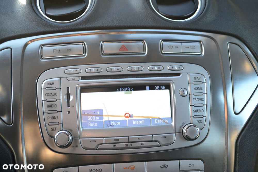 Ford Mondeo 2.0 FF Ghia - 33