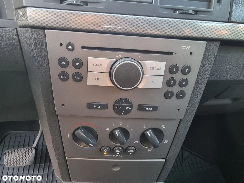 Opel Meriva - 11