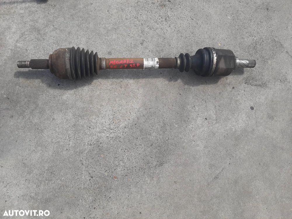 planetara stanga fata renault megane 2 1.5 dci 6 trepte  8200330413 - 1