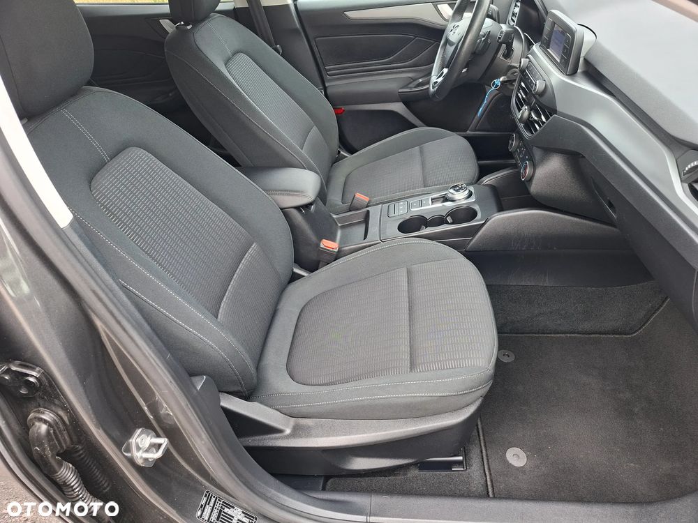 Ford Focus 1.0 EcoBoost Trend Edition - 12