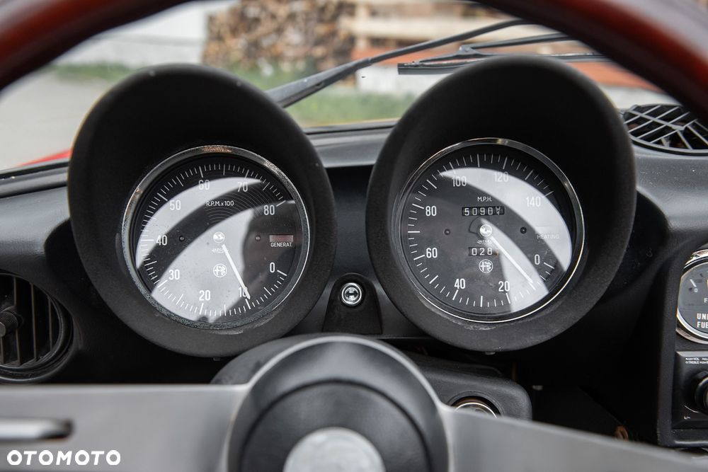 Alfa Romeo Spider - 17